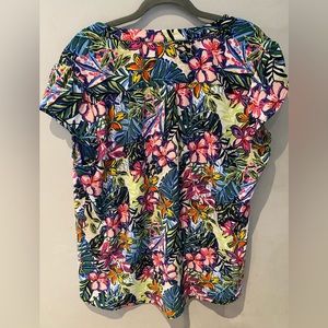 Tropical blouse with stitch detail size 1x